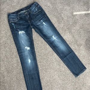Vigoss Thompson Tomboy Distressed Jean